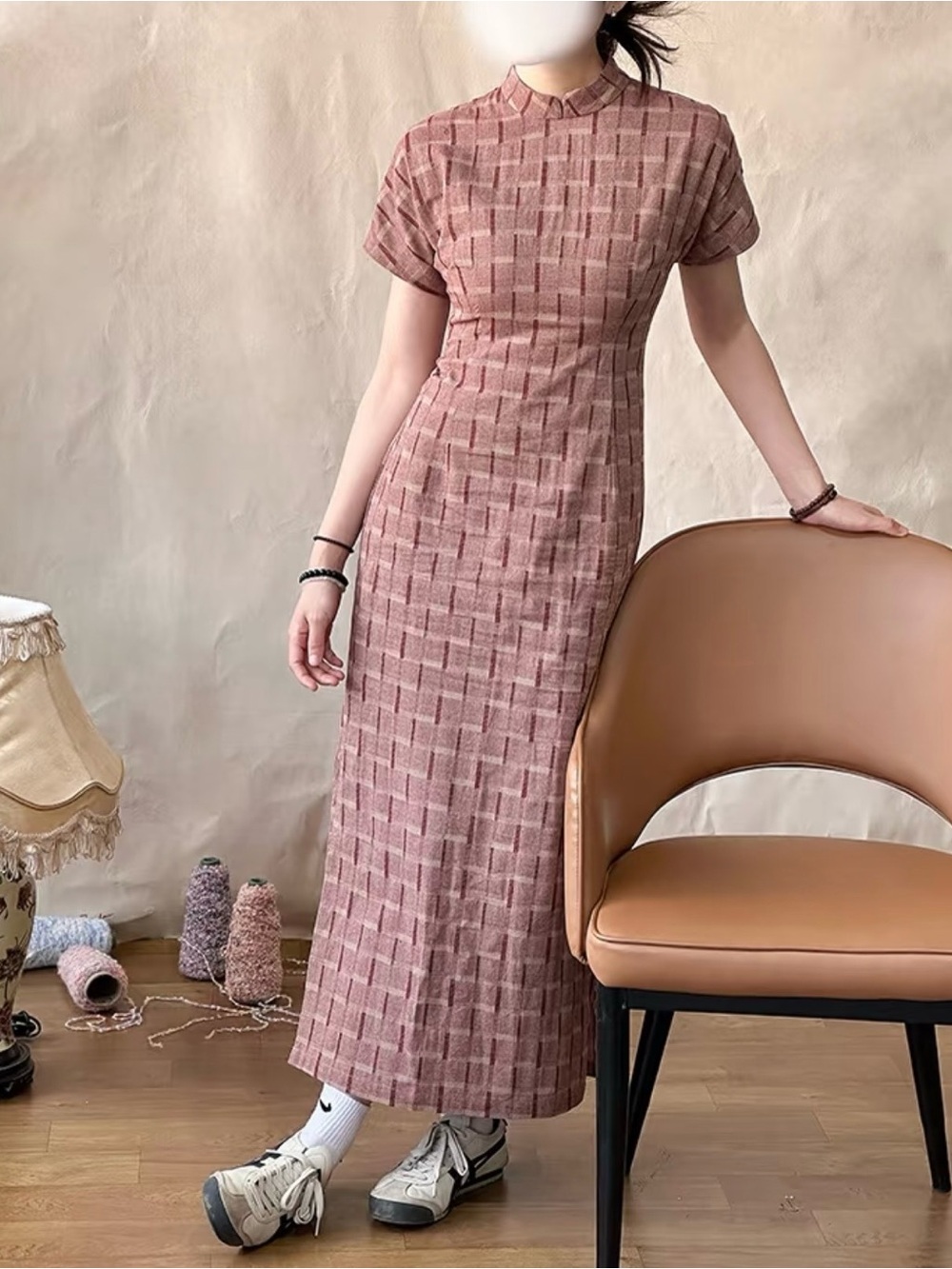 Textured Mauve Short-Sleeve Qipao Dress
